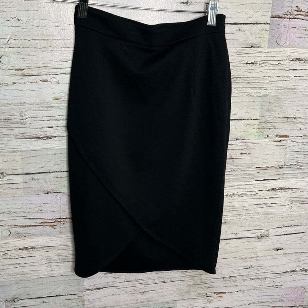 Banana republic black pencil skirt size 0P / 25 NWT